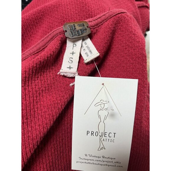 We The Free By Free People Red Thermal Top With Embroidered Sleeves Small - Picture 5 of 7